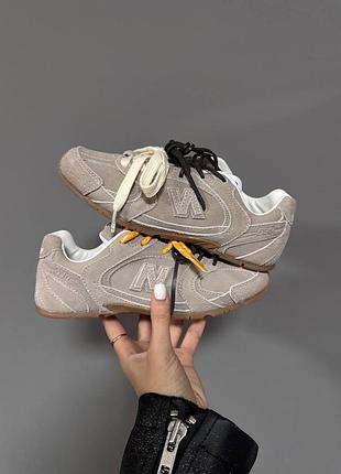 Жіночі кросівки new balance 530 x miu miu sand / orange premium