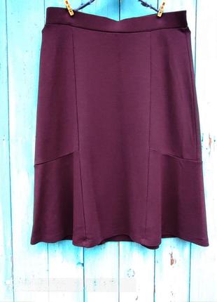 Новая трикотажная юбка-трапеция цвета бургунди,16(48-54)разм..1 фото