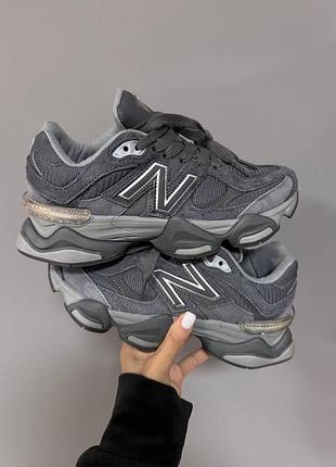 Жіночі кросівки new balance 9060 grey graphite premium
