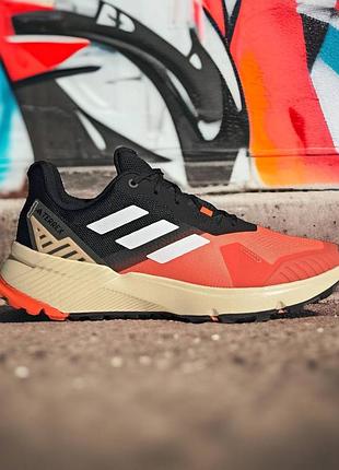 Адідас весняно-літні оригінальні кросівки adidas terrex soulstride