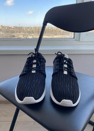 Кроссовки nike roshe run 4