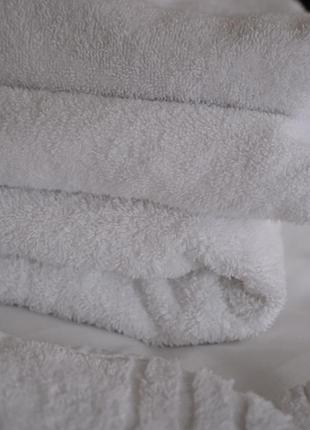 Полотенца хлопковые белые (разные размеры, хорошее состояние)
