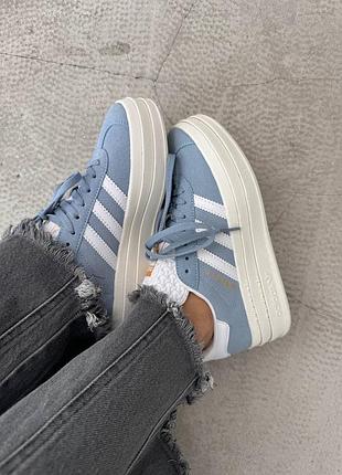 Женские кроссовки adidas gazelle bold light blue / white premium