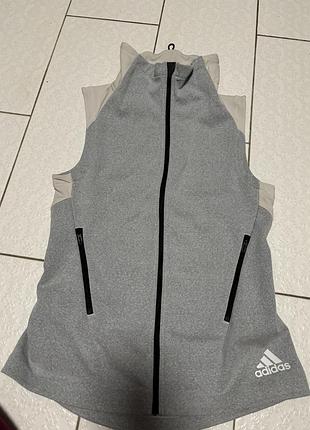 Женская спортивная безрукавка adidas