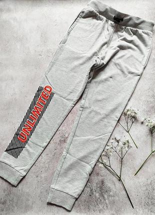 Спортивні штани