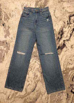 Широкие джинсы с разрезами на коленях,р.xs
