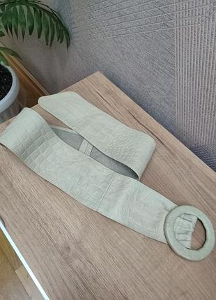 Красивый кожаный ремень пояс кушак