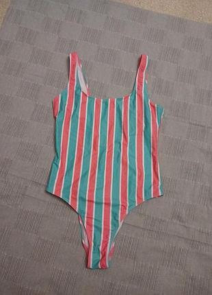 Смугастий купальник