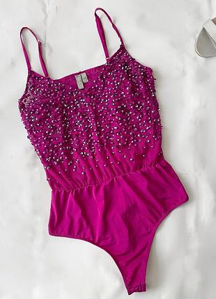 Майка боди asos в пайетки фуксия р.s