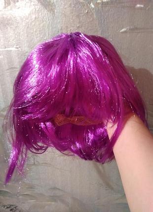 Фиолетовый парик, перука