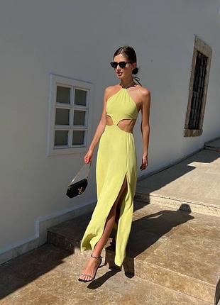 Платье миди из американского крепа с открытой спиной и разрезом на животе и ноге