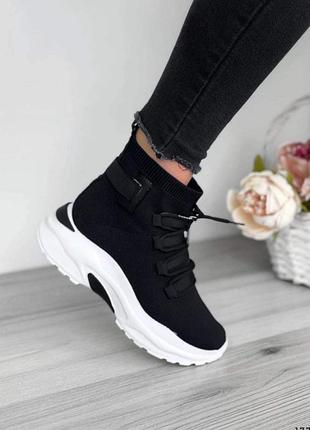Жіночі високі кросівки