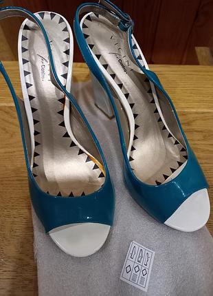 Романтические босоножки