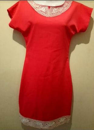 Очень красивое платье р.42-44