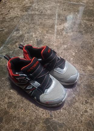 Кроссовки детские skechers стелька 20см с подсветкой