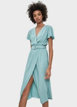 Стильное платье