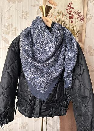 Хустка шарф палантин guess