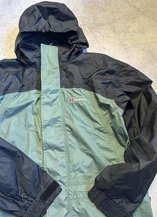 Куртка berghaus штормовка на мембране размер м-л