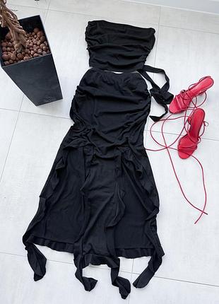 Актуальний костюмчик, спідничка з рюшами і топ