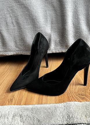 Туфли kendall +kylie лодочки 35.5-36