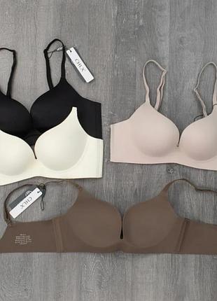 Бюстгальтер чорний і шоколадний