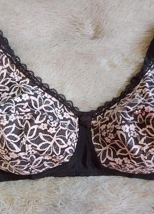 Бюстгальтер