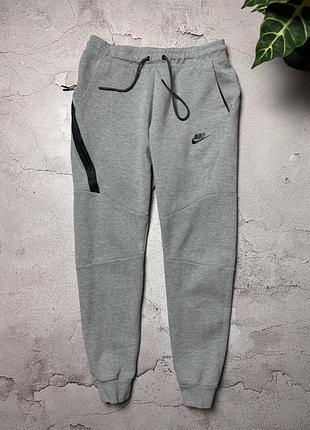 Штани nike tech fleece s