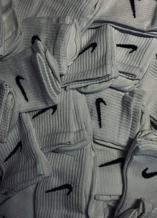 Продаш шкарпеток nike