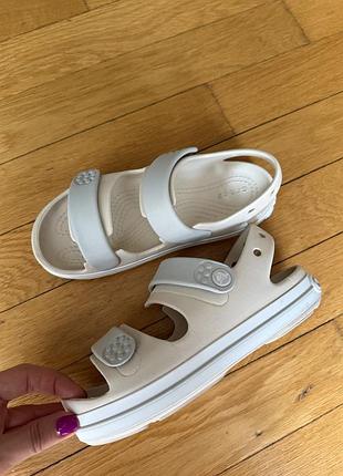 Crocs j2