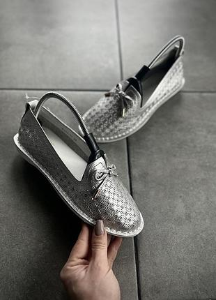 Туфлі, мокасини, балетки
