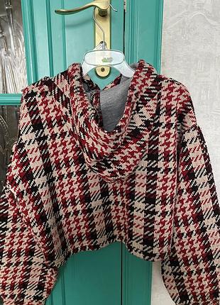 Теплое укороченное худи bershka