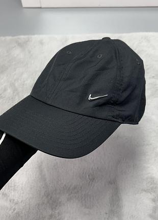 Мужская спортивная кепка dri-fit club оригинал