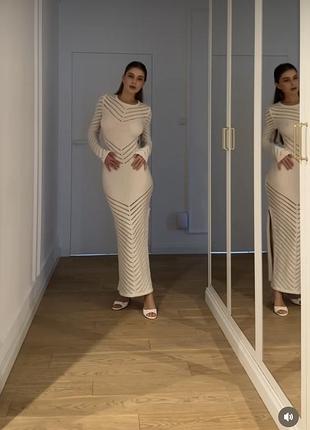 Молочна сукня з прозорими вставками