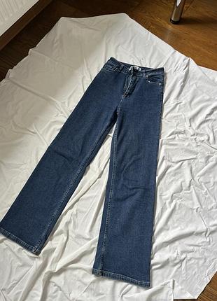 Джинси жіночі