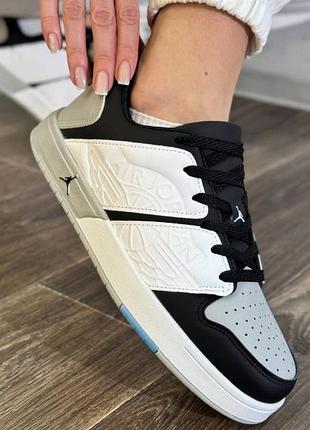 Кросівки джордан