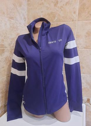 Жіноча спортивна кофта