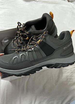 Чоловічі кросівки  43 розмір  columbia granite trail™