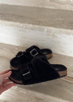 Пухнасті м’які тапки капці сандалі шльопанці босоніжки сабо