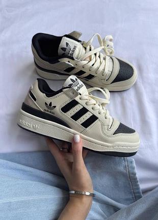 Жіночі кросівки adidas forum “beige / black”