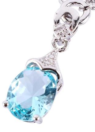 Ніжне намисто з блакитним кристалом