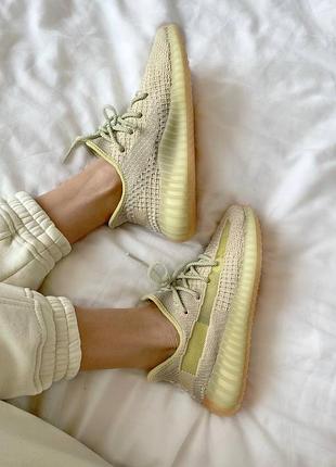Женские кроссовки adidas yeezy boost 350 v2 antlia reflective laces