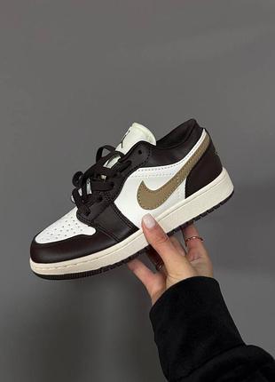 Жіночі кросівки nike air jordan 1 low shadow brown premium