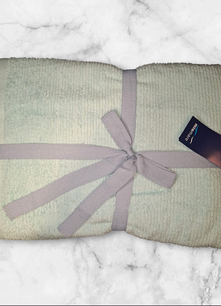 Новое махровое полотенце miomare