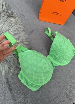 Шикарный бюстгальтер george