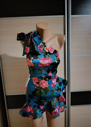 Сукня prettylittlething