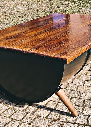 Уличный стол из бочки для кофейни с вашим логотипом. брендированые бочки.