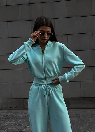 Очень крутой костюм