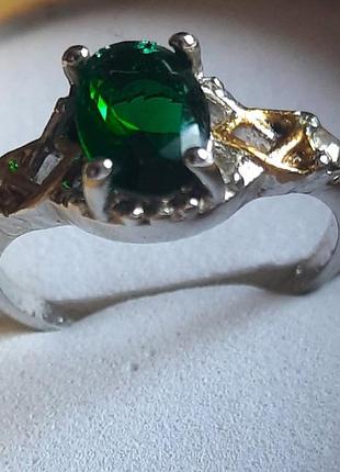 Женская кольца с зеленым камнем tk538