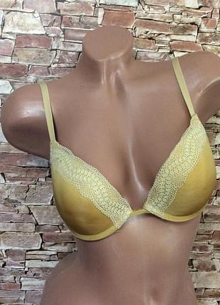 Бюстгальтер 75с на поролоне пуш-ап лиф push-up на косточках планж