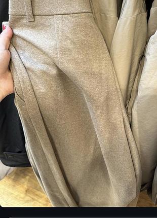 Жіночі штани від японського бренду uniqlo